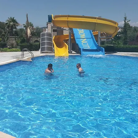 Crown City Bloque A Apartment Avsallar